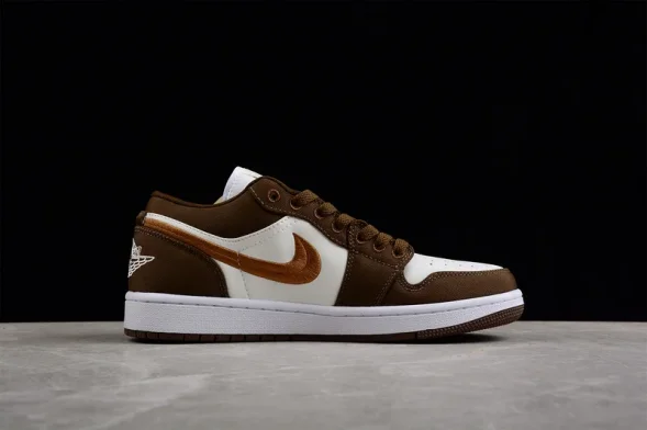 Nike Air Jordan 1 low Mocha Toe DV0426-301 