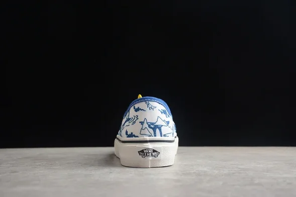 Vans Authentic VN0A5HYPAXV 