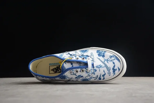 Vans Authentic VN0A5HYPAXV 