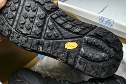 Hoka Tor Ultra Hi Gore-Tex 1129958 BBLC