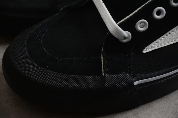 Vans Revenge x Storm 2.0  