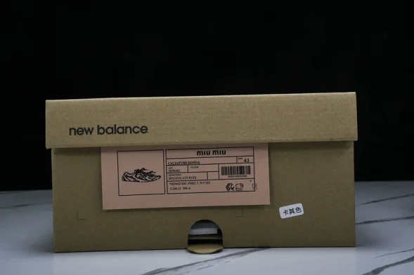 MiuMiu x New Balance 530 5E964D 