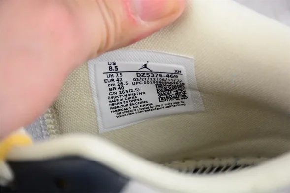 Nike Air Jordan 1 low UNC Grey DZ5376-469 