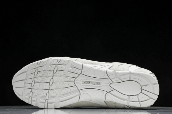 MiuMiu x New Balance 530 5E964D 