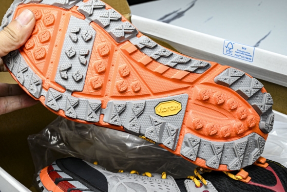 Hoka Tor Ultra Hi Gore-Tex 1129958 BCPPP 