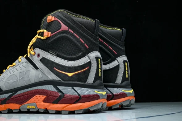 Hoka Tor Ultra Hi Gore-Tex 1129958 BCPPP 
