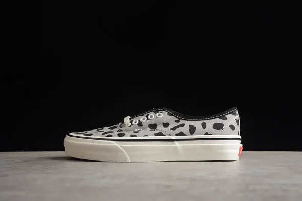 Vans Authentic x Wacko Maria VN0A4BV9GRY 