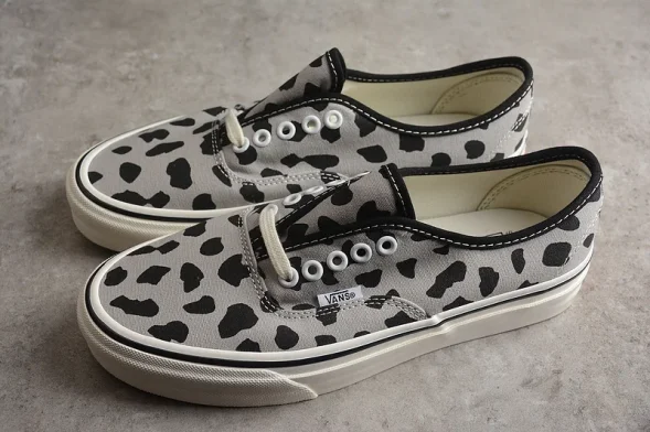 Vans Authentic x Wacko Maria VN0A4BV9GRY 