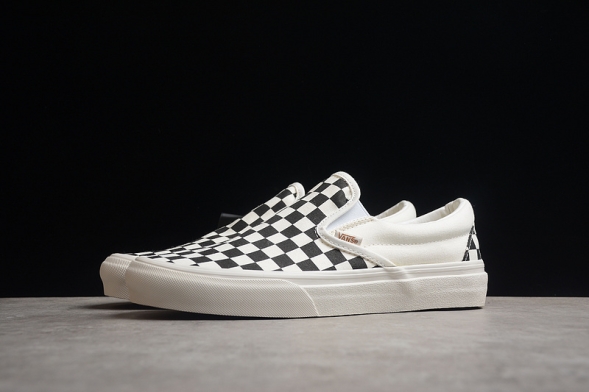 Vans Slip-On VR3 VN0007NC1KP 