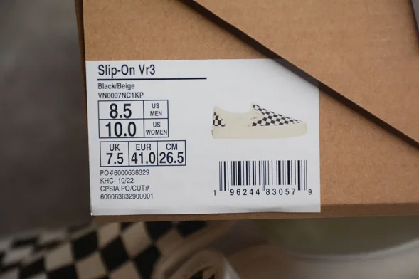 Vans Slip-On VR3 VN0007NC1KP 
