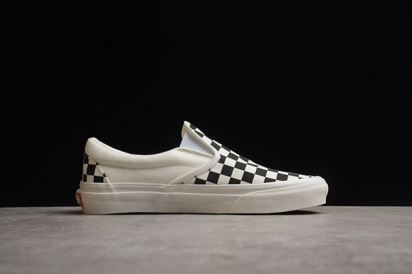 Vans Slip-On VR3 VN0007NC1KP 