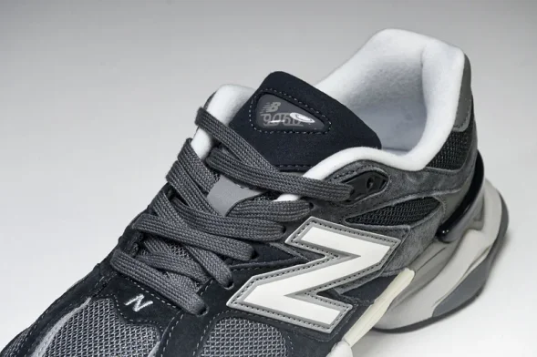 New Balance 9060 U9060JBM 