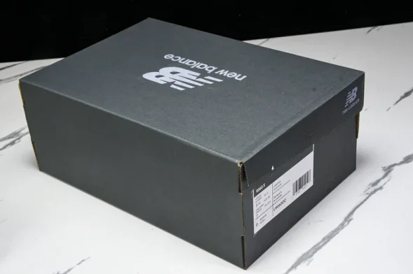 New Balance 9060 U9060IDZ 
