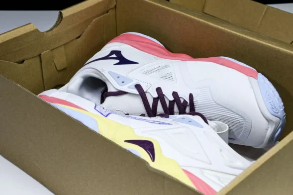 Mizuno Wave Momentum V1GC231237 