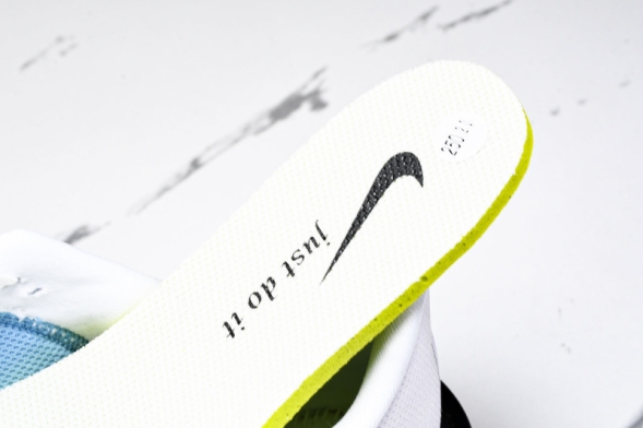 Nike Quest 6 FD6033-105 