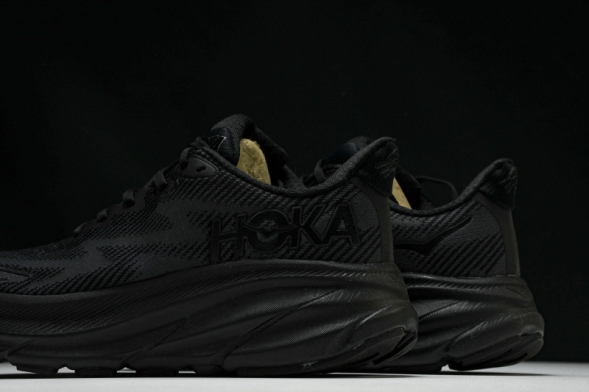 Hoka Clifton 9 1127895 BBLC 