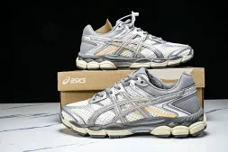 Asics Gel-Cumulus 16 TG 1203A733-101