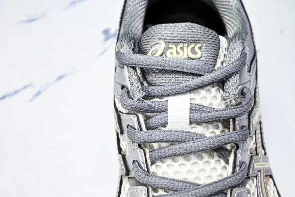 Asics Gel-Cumulus 16 TG 1203A733-101 