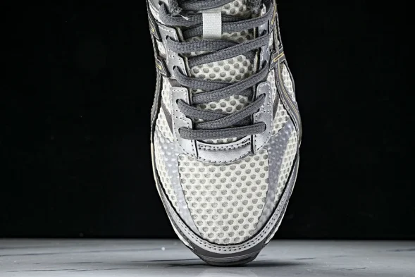 Asics Gel-Cumulus 16 TG 1203A733-101 