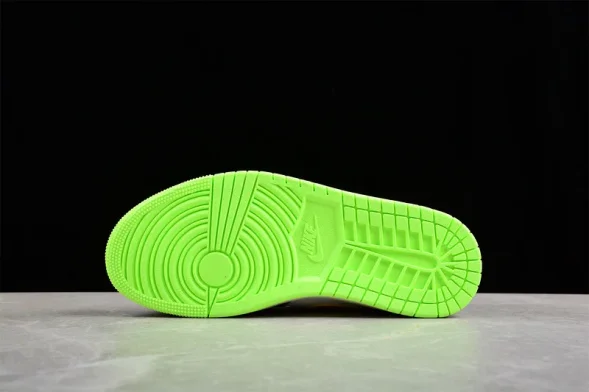 Nike Air Jordan 1 low FB1835-181 