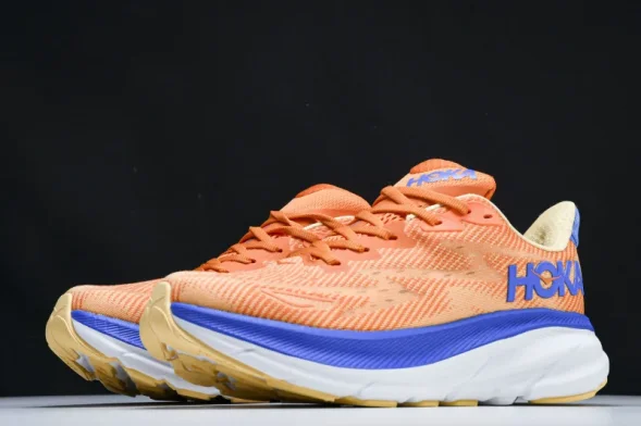 Hoka Clifton 9 1127895 VOIM 