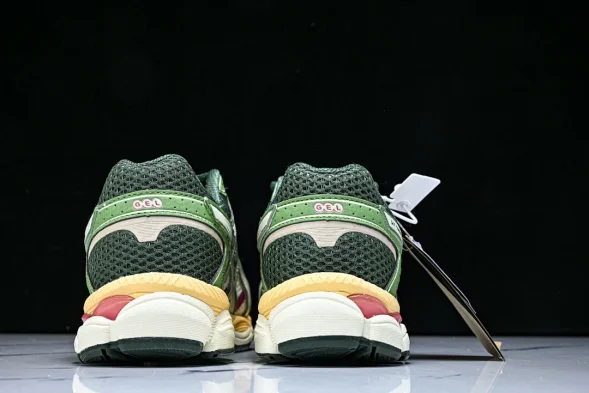 Asics Gel-Cumulus 16 TG 1203A763-100 