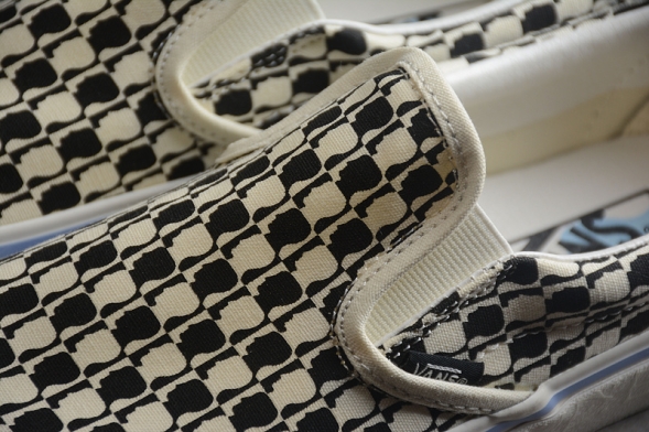 Vans x Brain dead Slip-On VN0A45JKBA2 