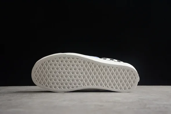 Vans x Brain dead Slip-On VN0A45JKBA2 