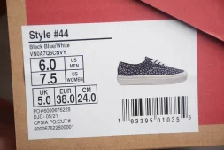 Vans Authentic VN0A7Q5CNVY