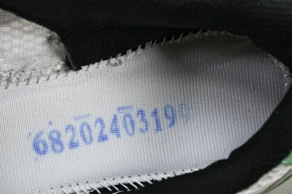 Asics Gel-Kayano 14 1201A019-110 