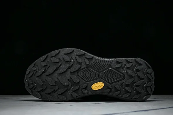 Hoka Project Transport 1168953 BWHT 