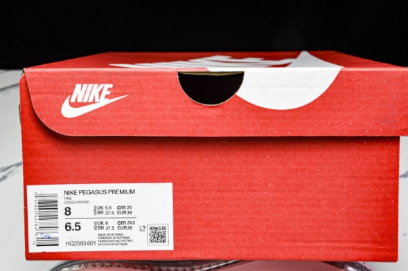Nike Air Zoom Pegasus Premium HQ2593-601 