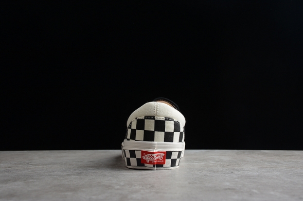 Vans OG Vault Slip-On VN000UDFF8L 