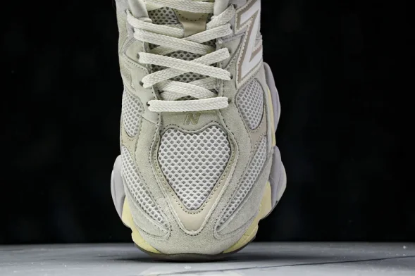New Balance 9060 U9060EEP 