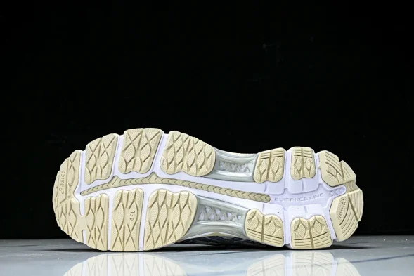 Asics Gel-Kayano 12.1 x Ronnie Fieg 1203A759-101 