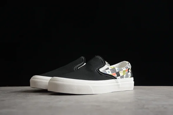 Vans Slip-On VN0A7Q584WM 