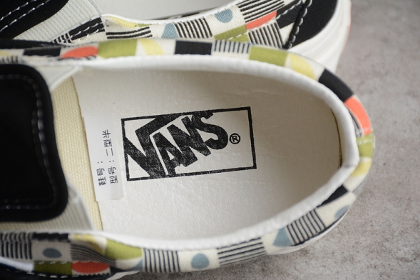Vans Slip-On VN0A7Q584WM 