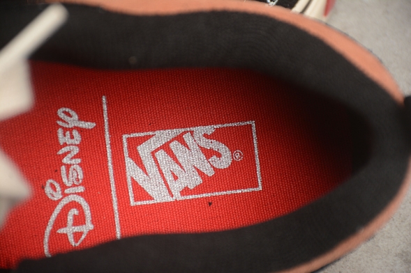 Vans Knu Skool x Disney 