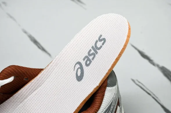 Asics Gel-Flux 4 CN 1011B646-100 