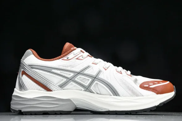 Asics Gel-Flux 4 CN 1011B646-100 