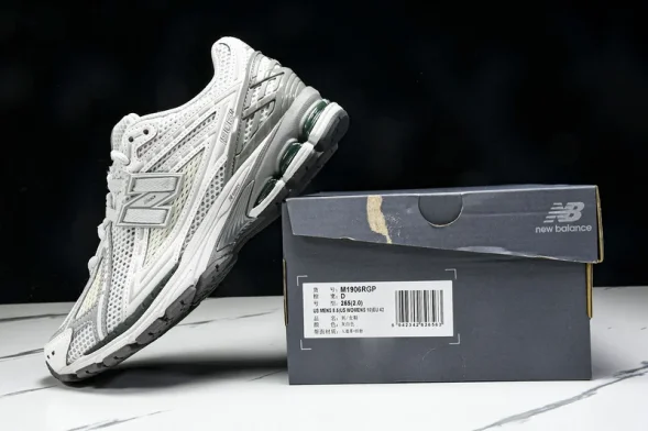 New Balance 1906 M1906RGP 