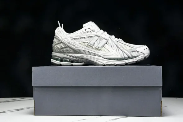 New Balance 1906 M1906RGP 