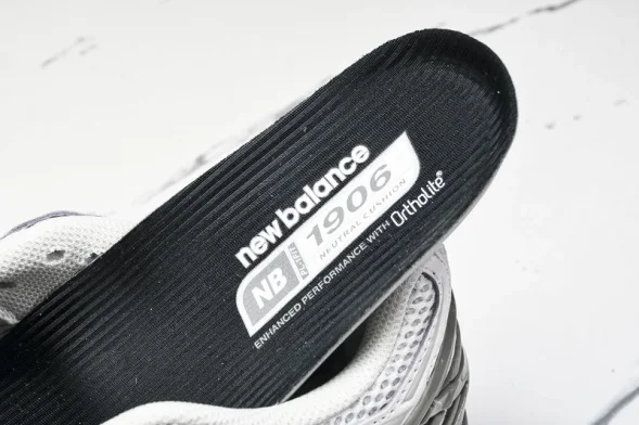 New Balance 1906 M1906RGP 
