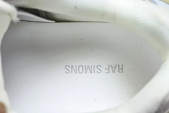 Raf Simons Cylon-21 HR740007S 