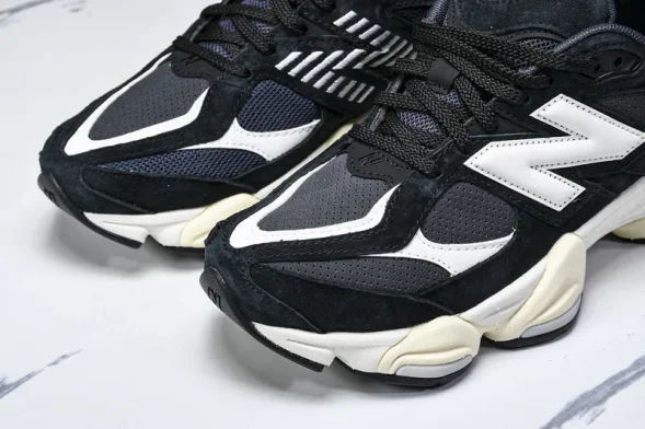 New Balance 9060 U9060AAA 