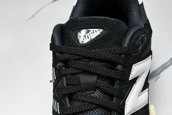New Balance 9060 U9060AAA 
