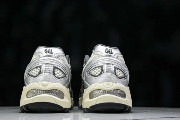 Asics Gel-Kahana TR V4 1203A497-200 