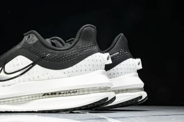 Nike Air Zoom Pegasus Premium HQ2592-008 