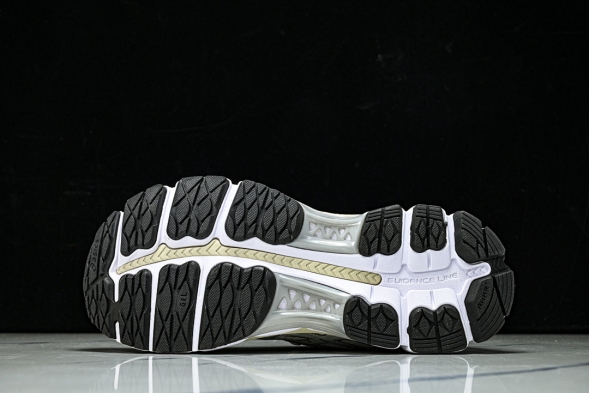 Asics Gel-Kayano 12.1 x Ronnie Fieg 1203A555-100 