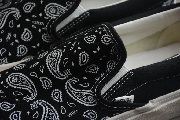 Vans Slip-On VN000EYEBPJ 